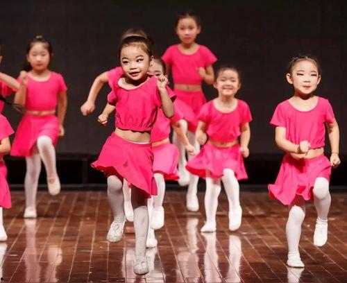 幼儿中国舞视频,幼儿中国舞风采展示