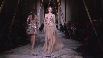 叛逆裸露时装秀视频,叛逆裸露时装秀震撼呈现