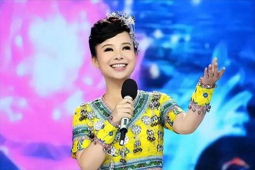 盲人歌手刘赛婚礼视频,歌声见证爱情，温暖感动全场